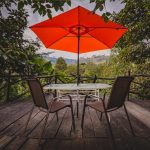 Ecohotel-Piedemonte-Opiniones-Direccion-Telefono-Tarifas-y-Sitios-cerca-hotel-en-Magdalena-Taganga-sillas